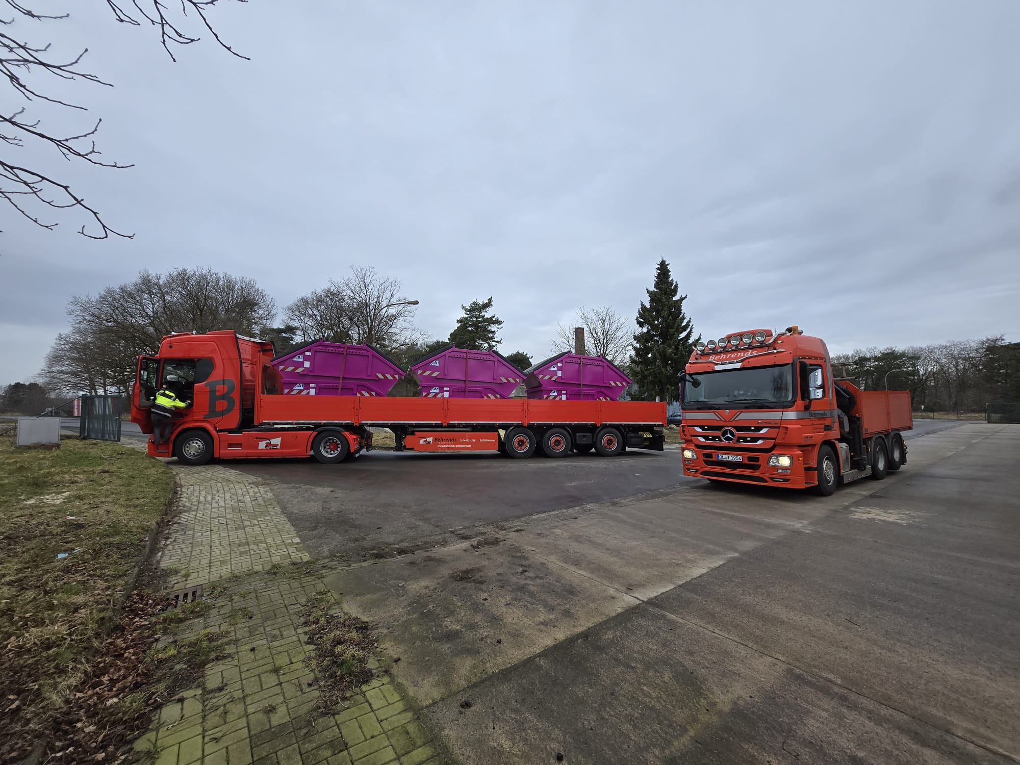 WhatsApp Image 2025-03-29 at 16.13.59 (4)